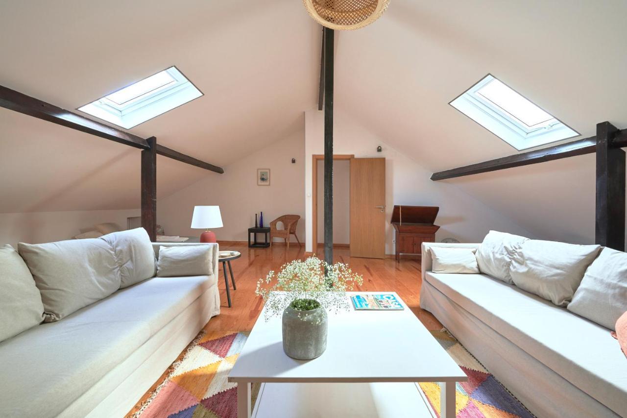 Idyllic Lisbon Apartments With Amazing Courtyard, By Timecooler Bagian luar foto