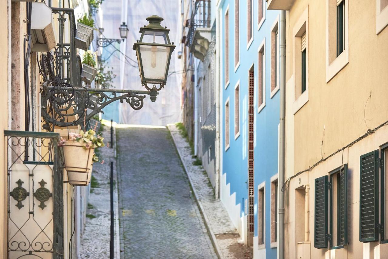 Idyllic Lisbon Apartments With Amazing Courtyard, By Timecooler Bagian luar foto