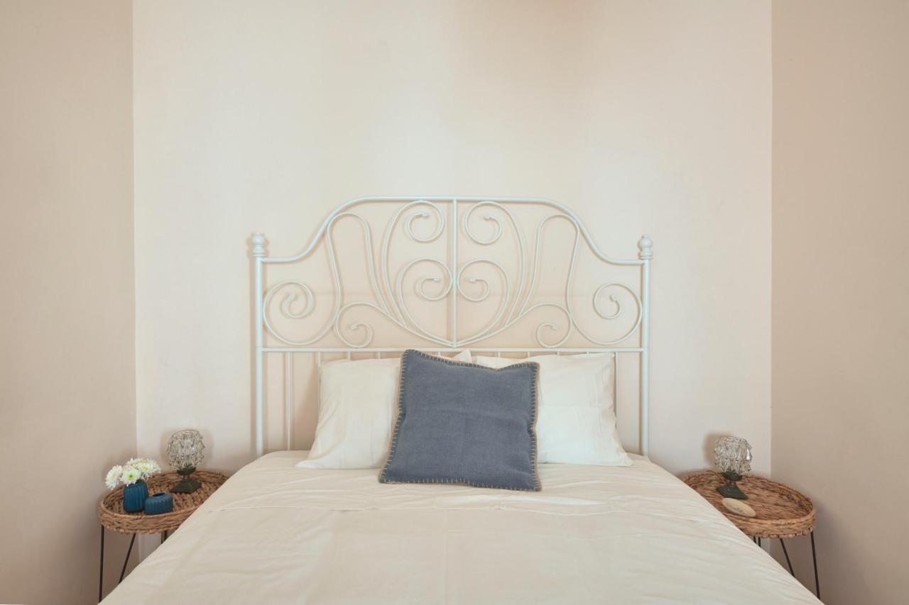 Idyllic Lisbon Apartments With Amazing Courtyard, By Timecooler Bagian luar foto