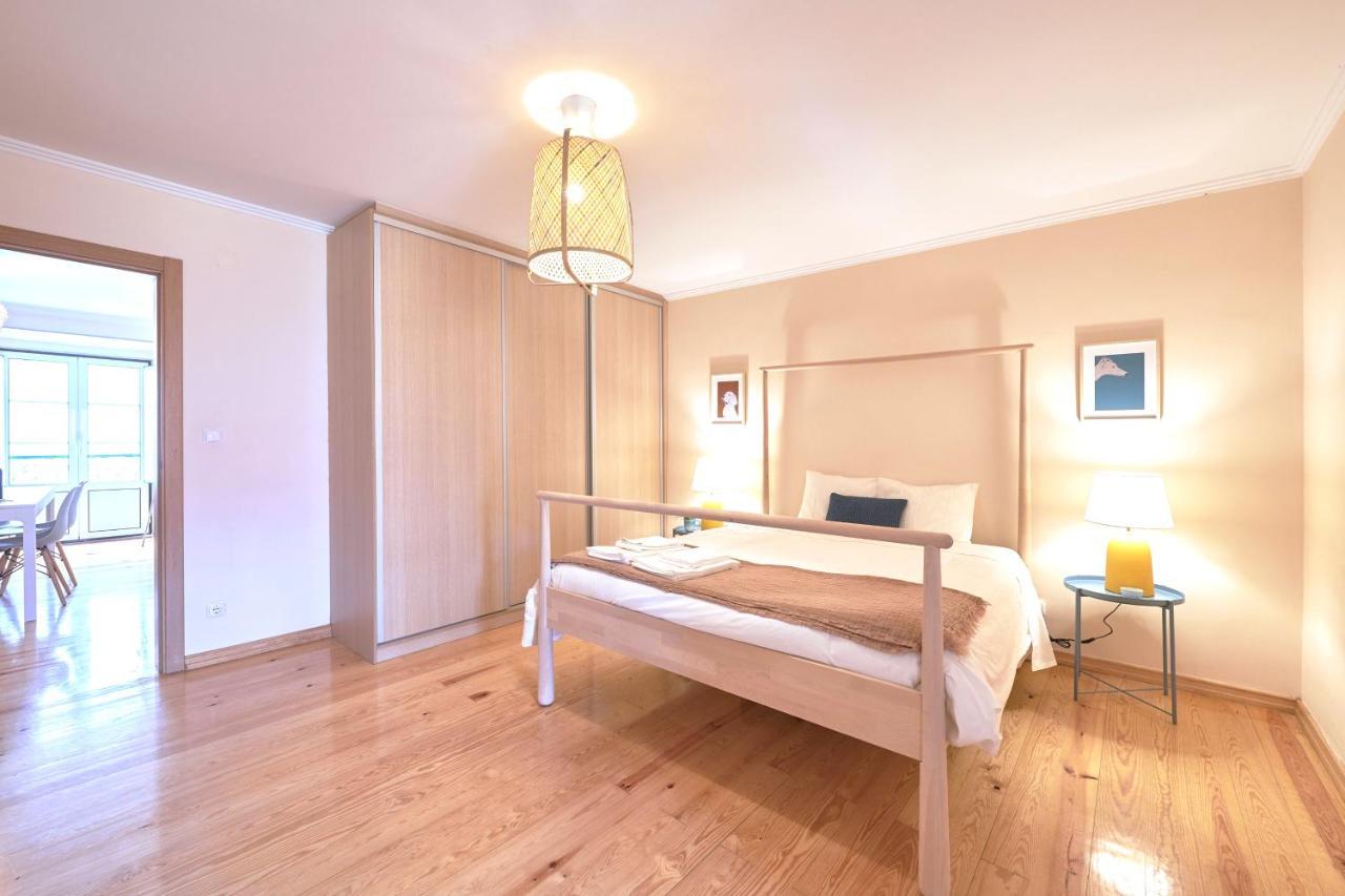 Idyllic Lisbon Apartments With Amazing Courtyard, By Timecooler Bagian luar foto